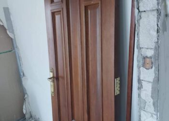 THU MUA CỬA CŨ TẠI NHÀ